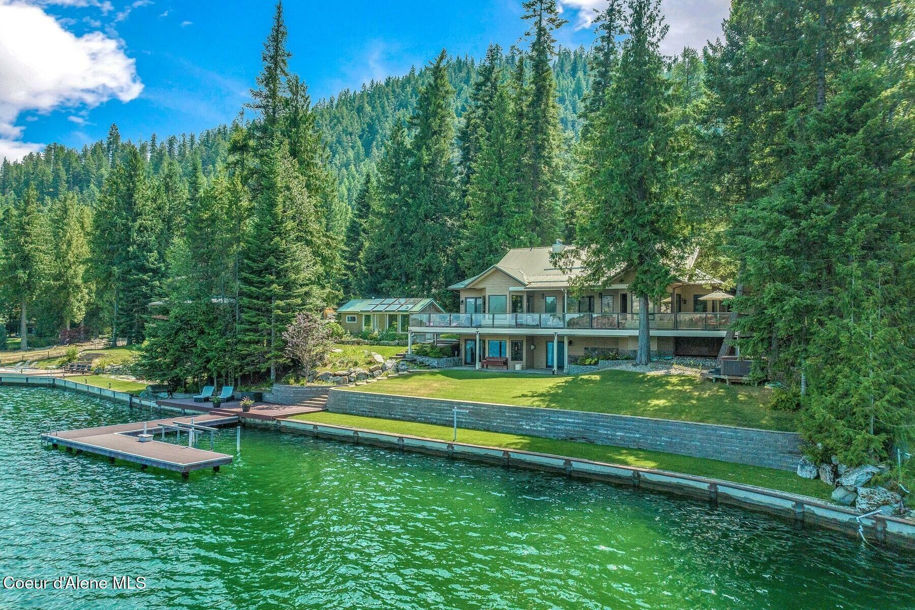 Property Photo:  1687 Wooded Acres Dr  ID 83860 