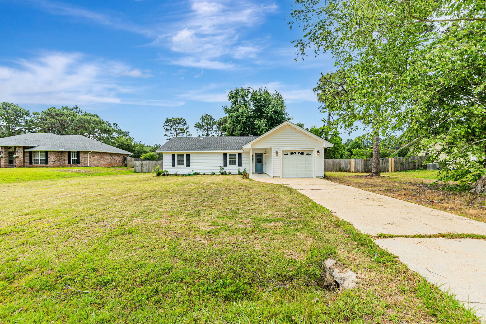Property Photo: 6827 Liberty Street FL 32566