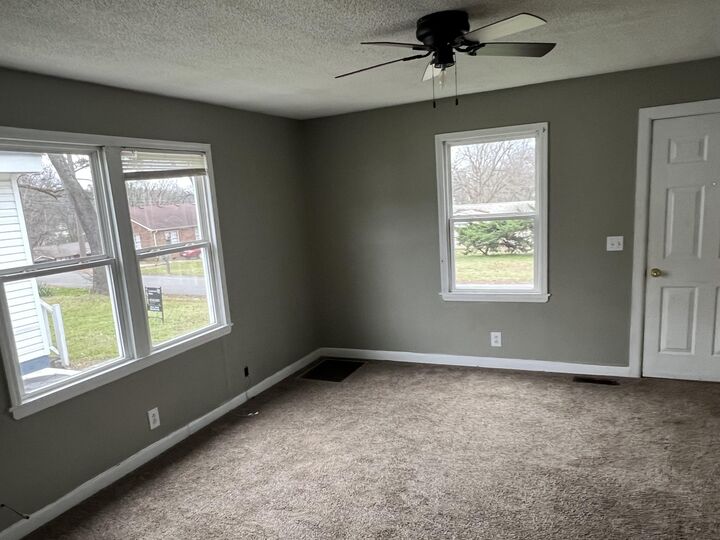 Property Photo:  306 Walnut Avenue  TN 37380 