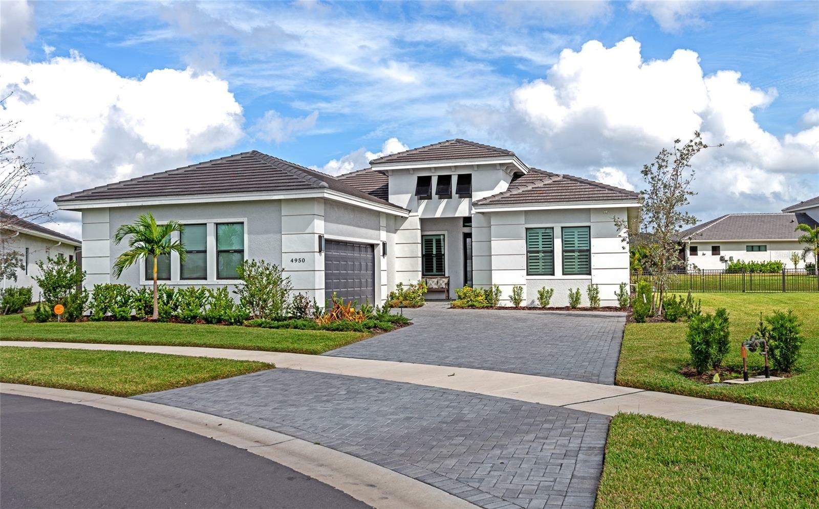 4950 Kiva Circle  Bradenton FL 34211 photo