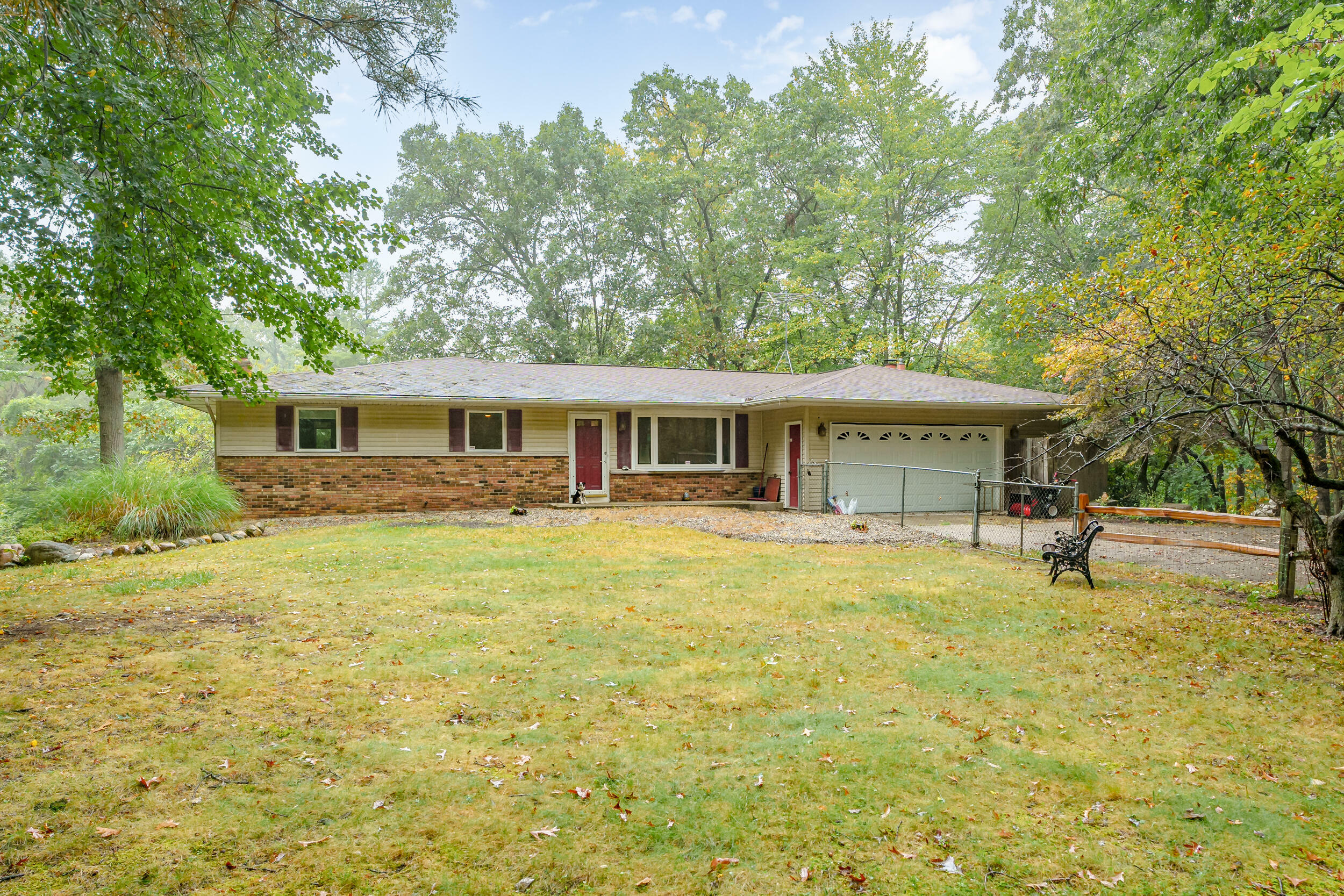 Property Photo:  87 Royal Road  MI 49037 