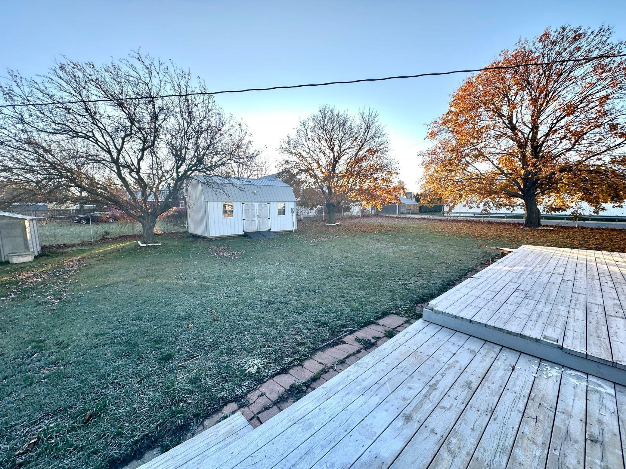 Property Photo:  408 Line Street N  MN 55990 