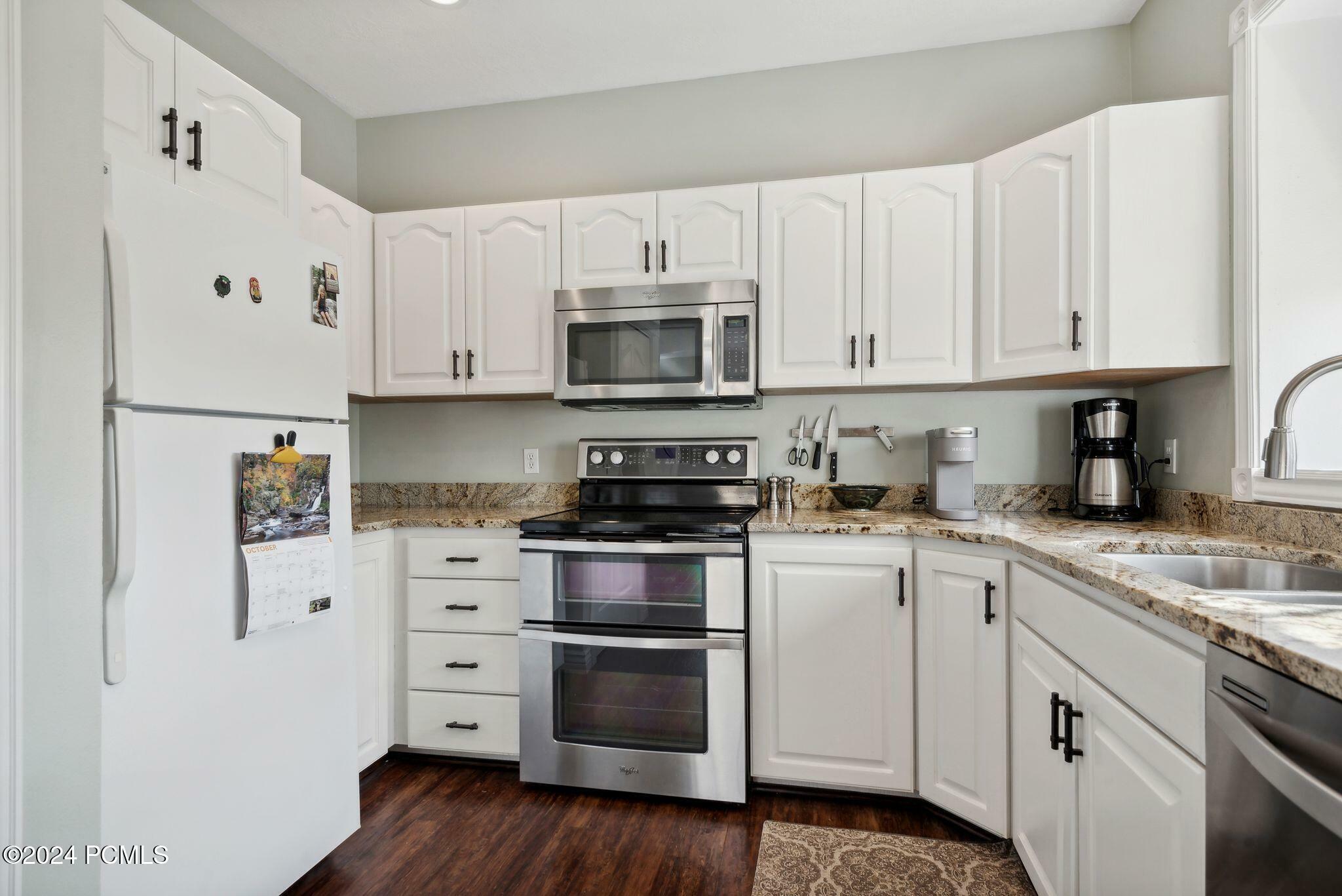 Property Photo:  340 Rainbow Lane # E  UT 84049 