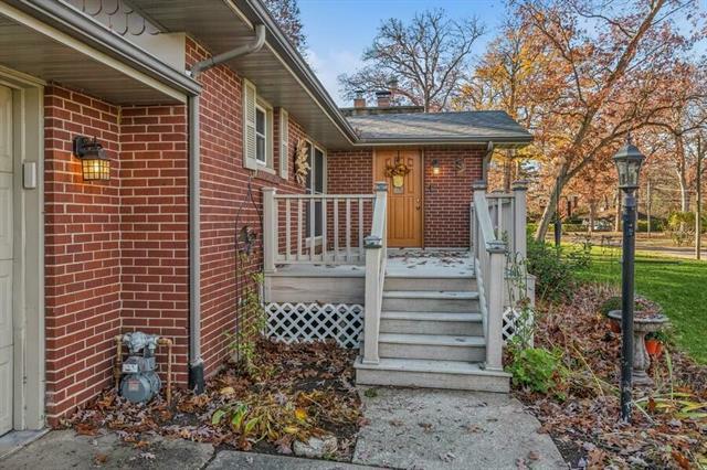 Property Photo:  1513 Ferndale Boulevard  MI 49120 