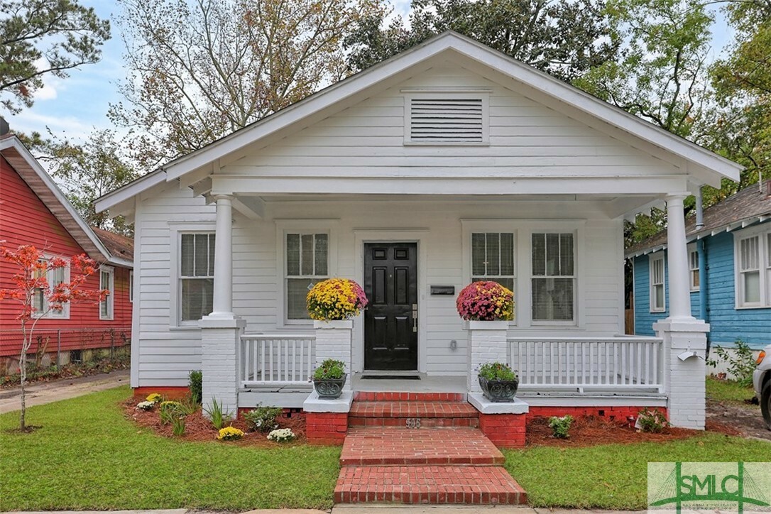 Property Photo:  905 Seiler Avenue  GA 31401 