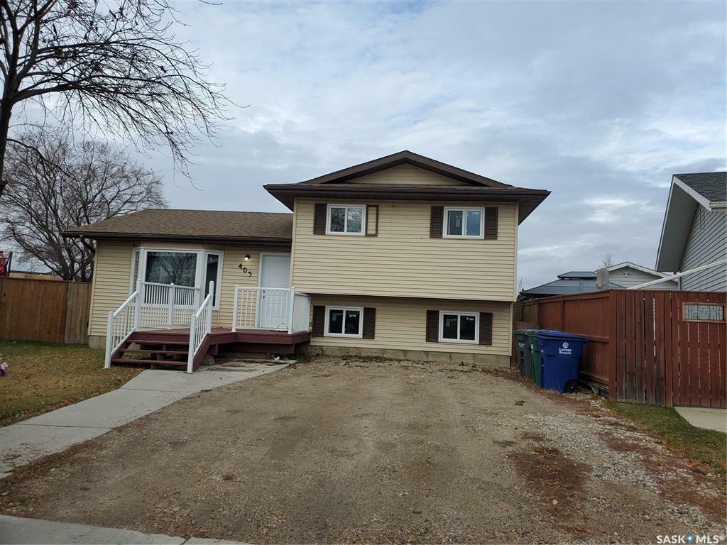 Property Photo:  403 Whelan Crescent  SK S7L 7E3 