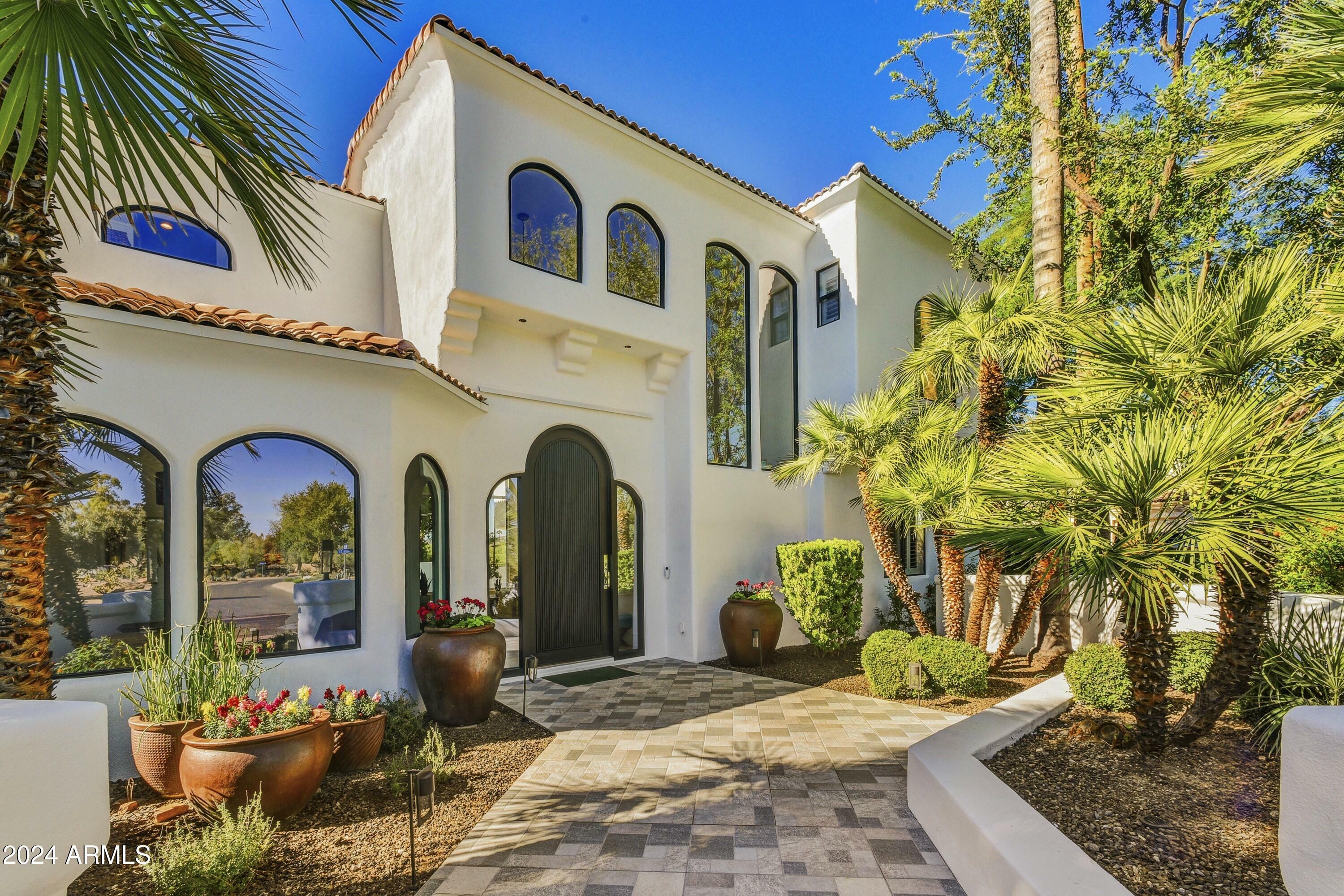 Property Photo: 5871 E Sanna Street AZ 85253