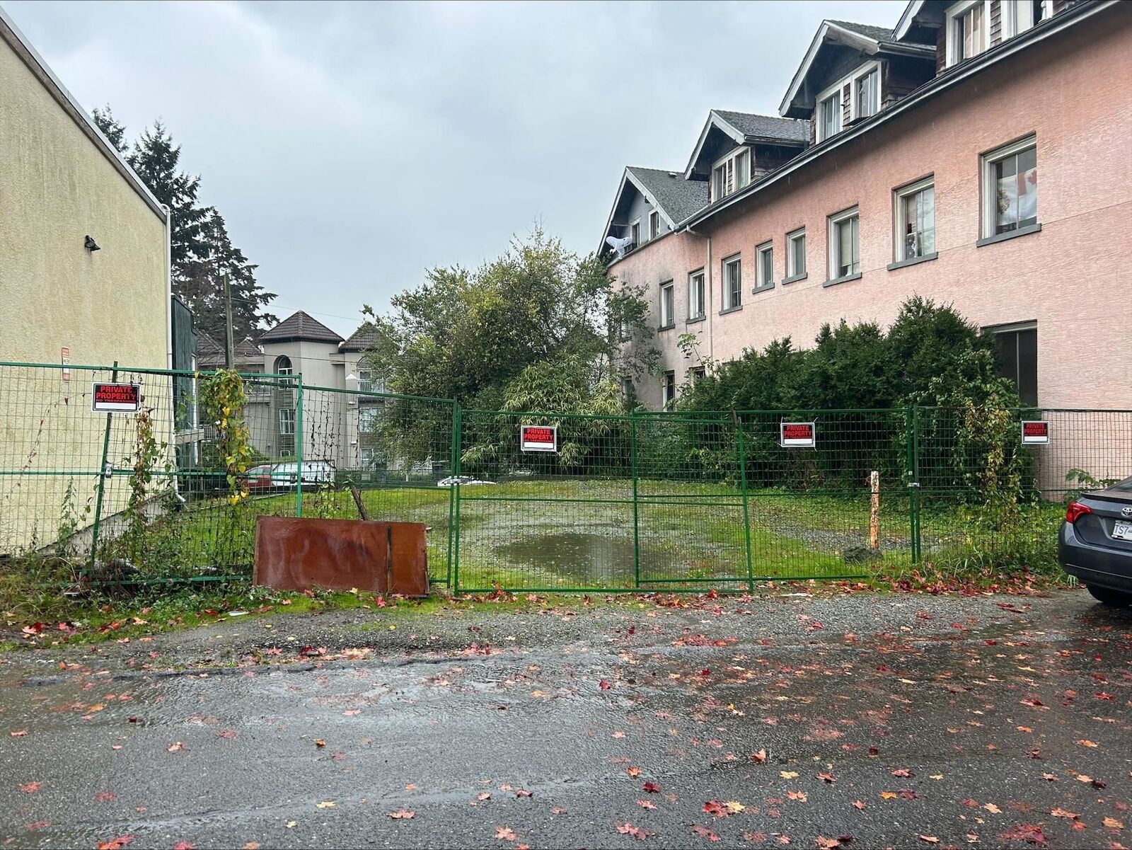 Property Photo: 1113 Sixth Avenue BC V3M 2B7