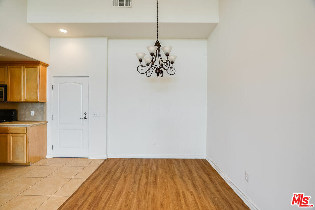 Property Photo:  3332 Oakhurst Ave 307  CA 90034 