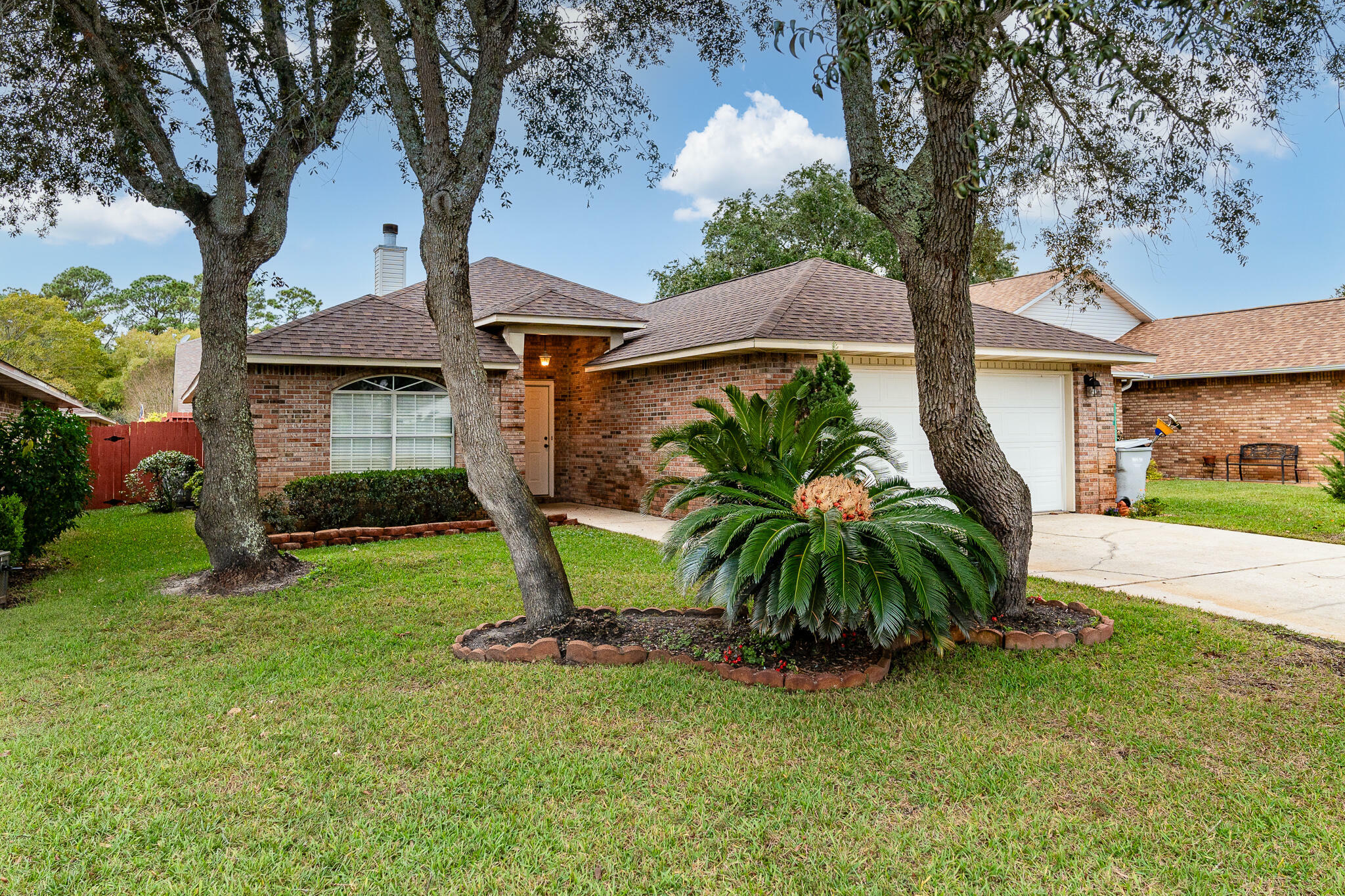 Property Photo:  1709 Ivalea Circle  FL 32566 