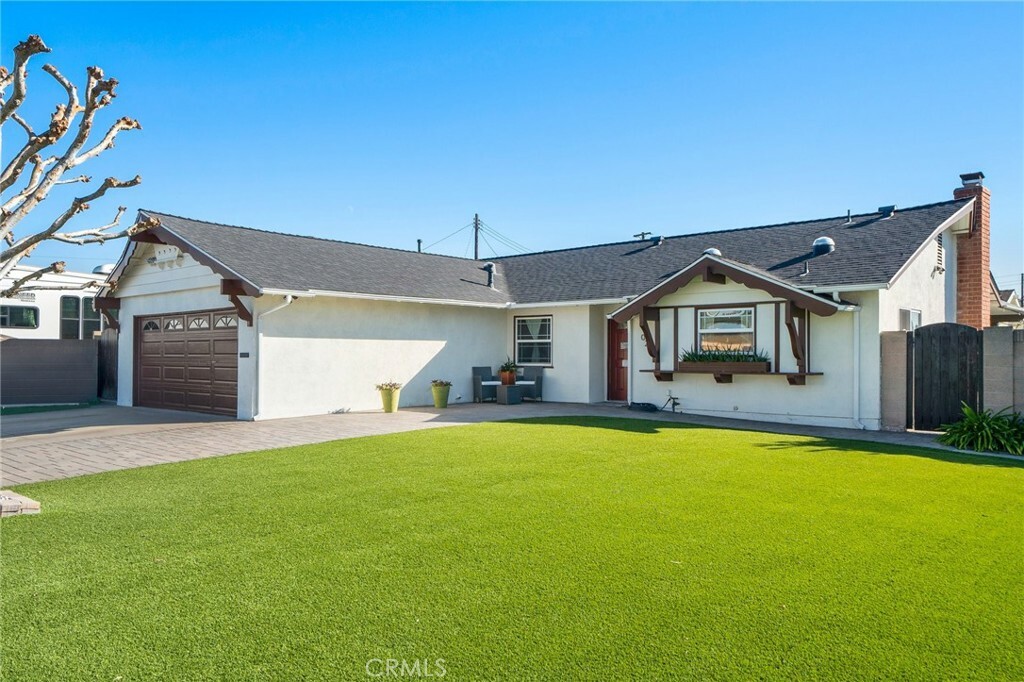 Property Photo:  8202 Holland Drive  CA 92647 