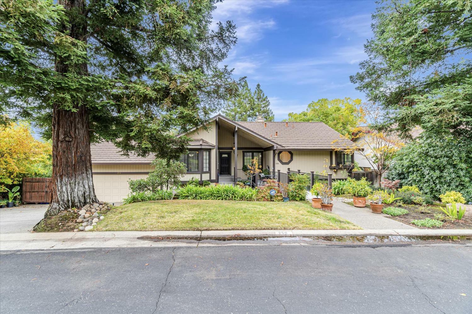 Property Photo:  250 River Ridge Way  CA 95630 