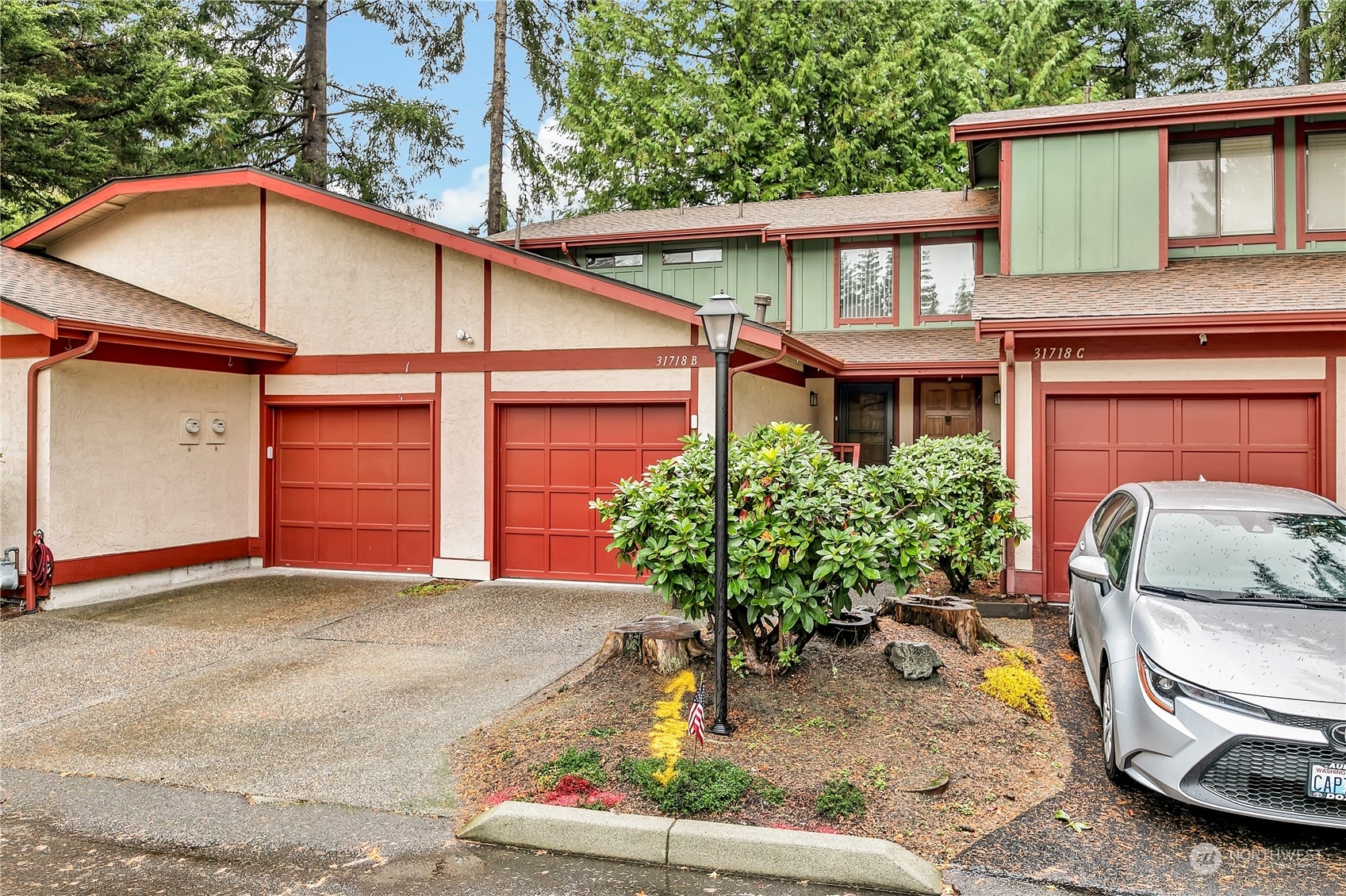Property Photo: 31718 48th Lane SW B WA 98023