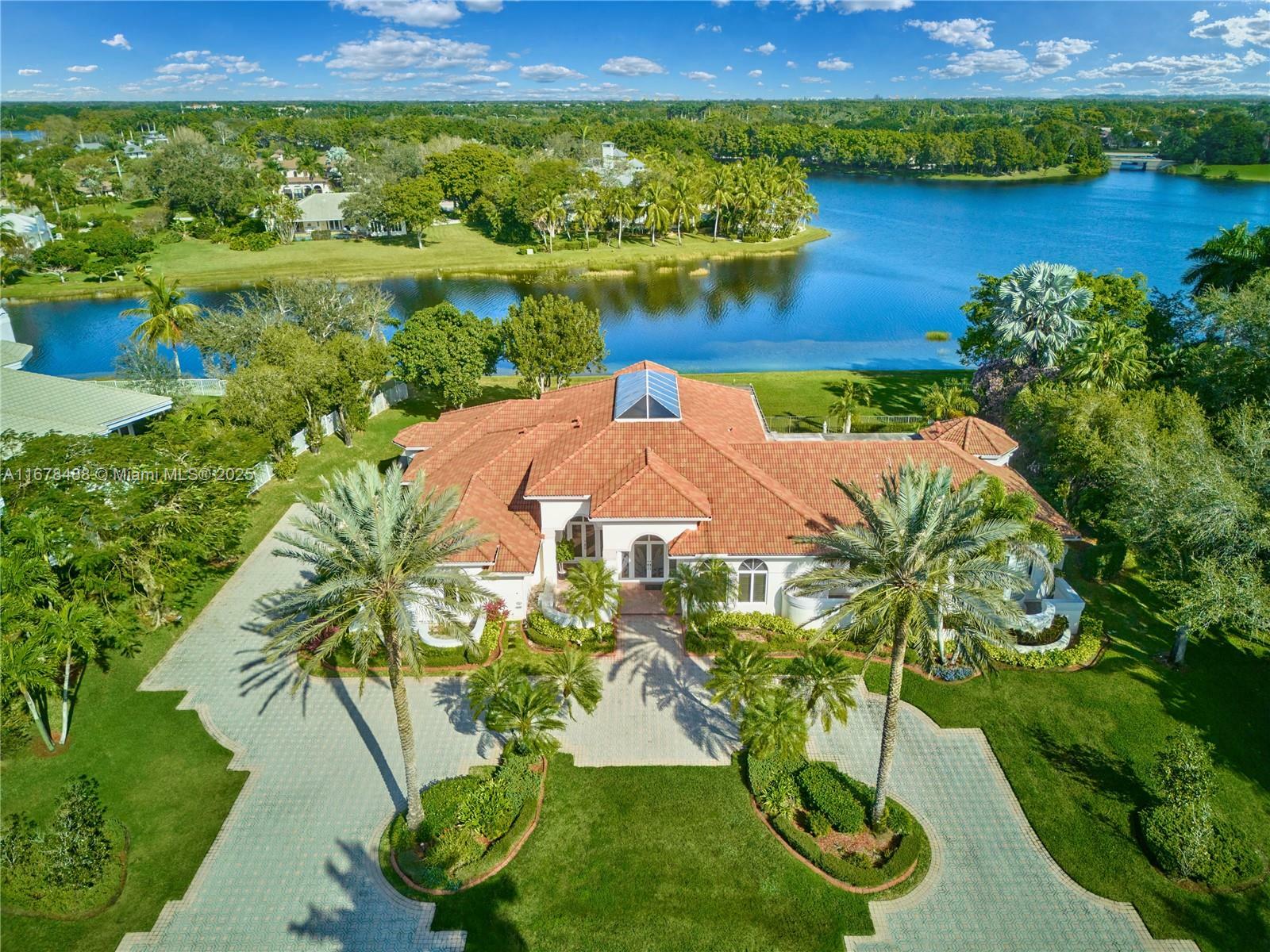 Property Photo: 2939 Paddock Ln FL 33331