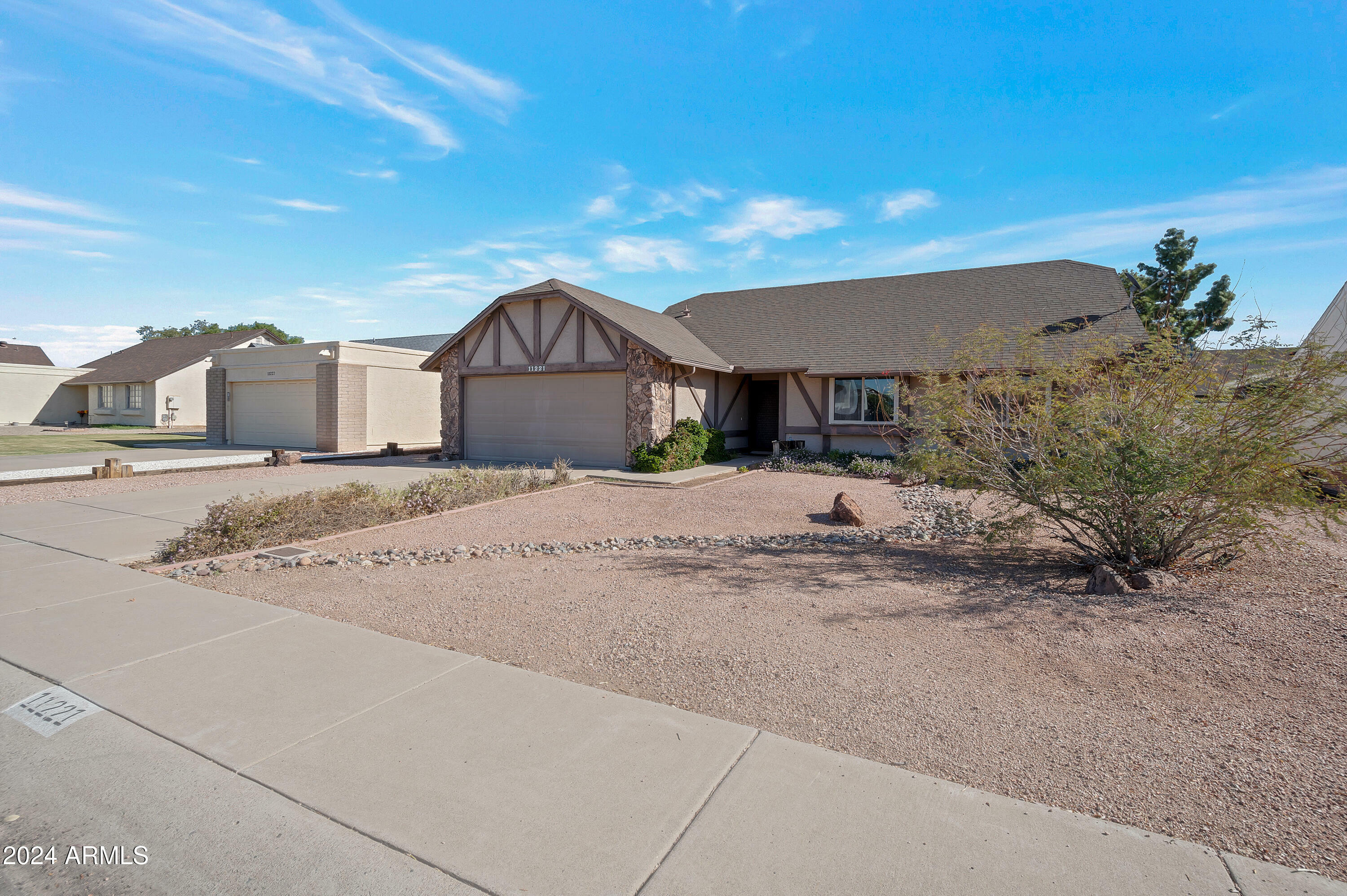 Property Photo:  11221 N 57th Avenue  AZ 85304 