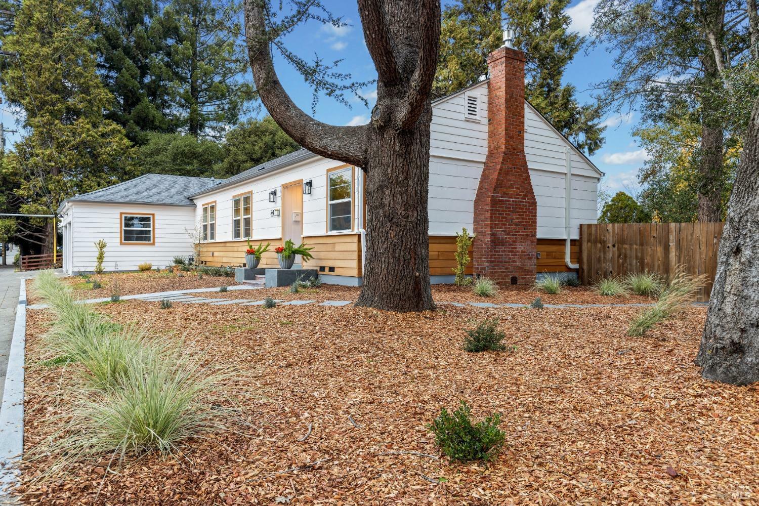 Property Photo:  247 Murphy Avenue  CA 95472 