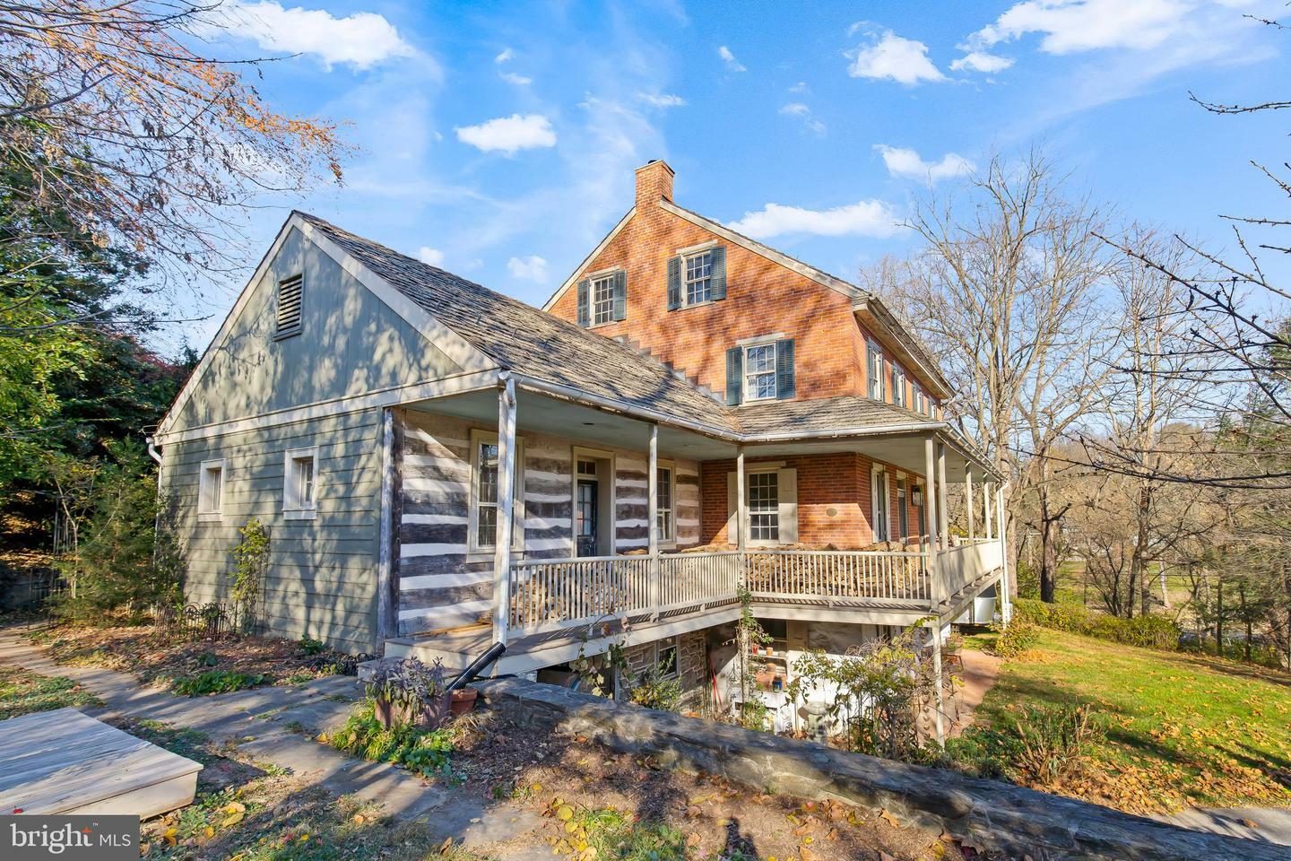 Property Photo:  504 Second Lock Road  PA 17603 