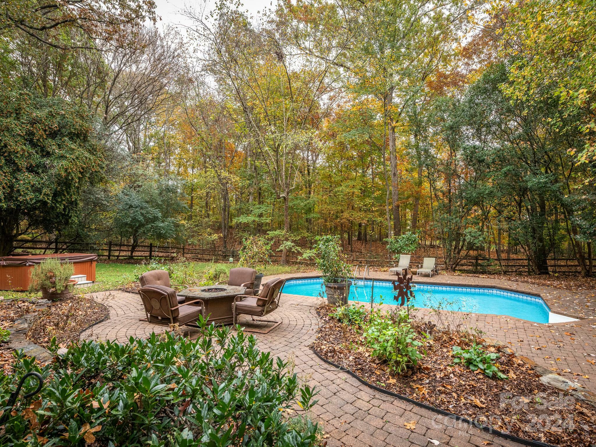 Property Photo:  9554 Hunting Court  NC 28105 