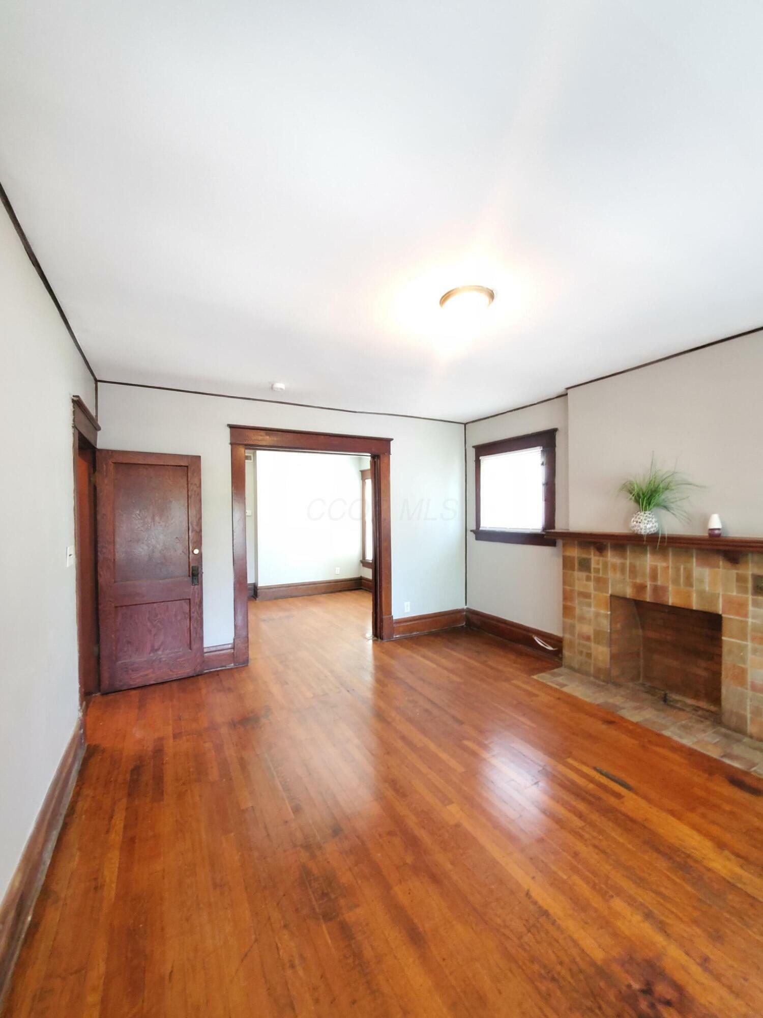 Property Photo:  2624-2630 W Broad Street  OH 43204 