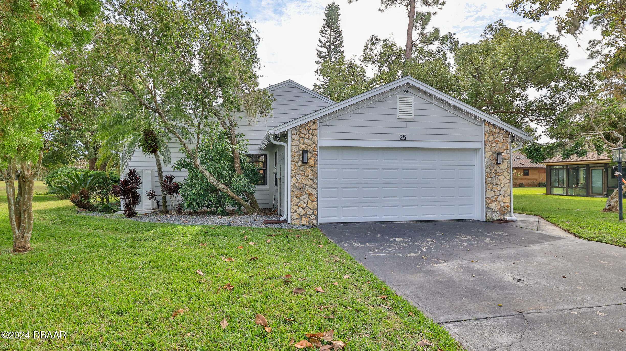 Property Photo:  25 Skimmer Circle Circle  FL 32119 