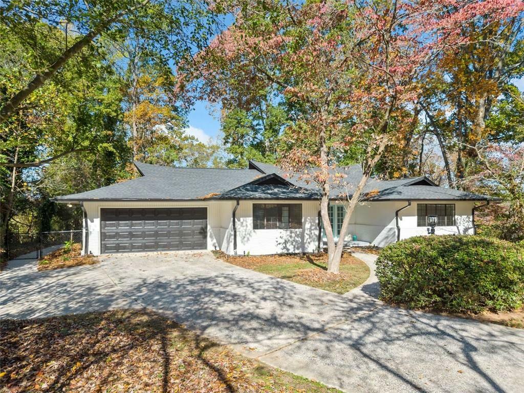 Property Photo:  513 Duke Drive  GA 30066 