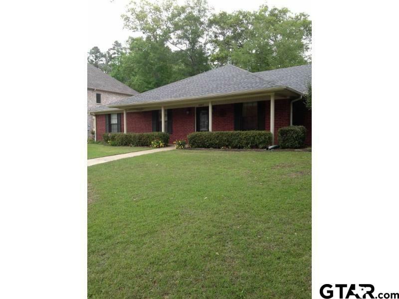 2907 Houston St  Kilgore TX 75662 photo