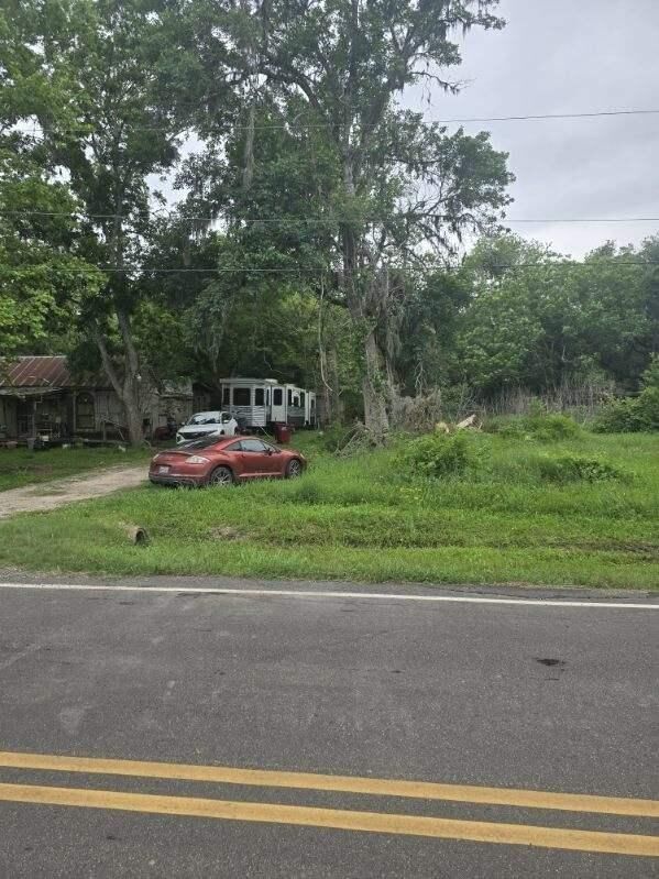 Property Photo:  2601 County Road 204  TX 77422 