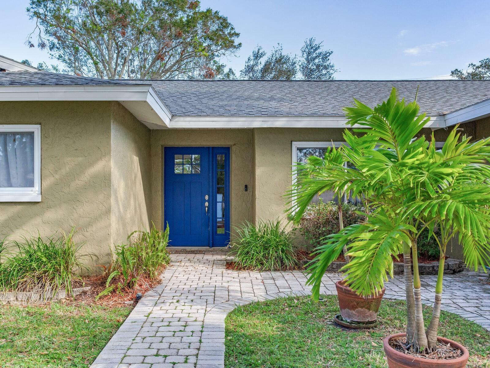 Property Photo:  6141 Sundown Drive  FL 33709 