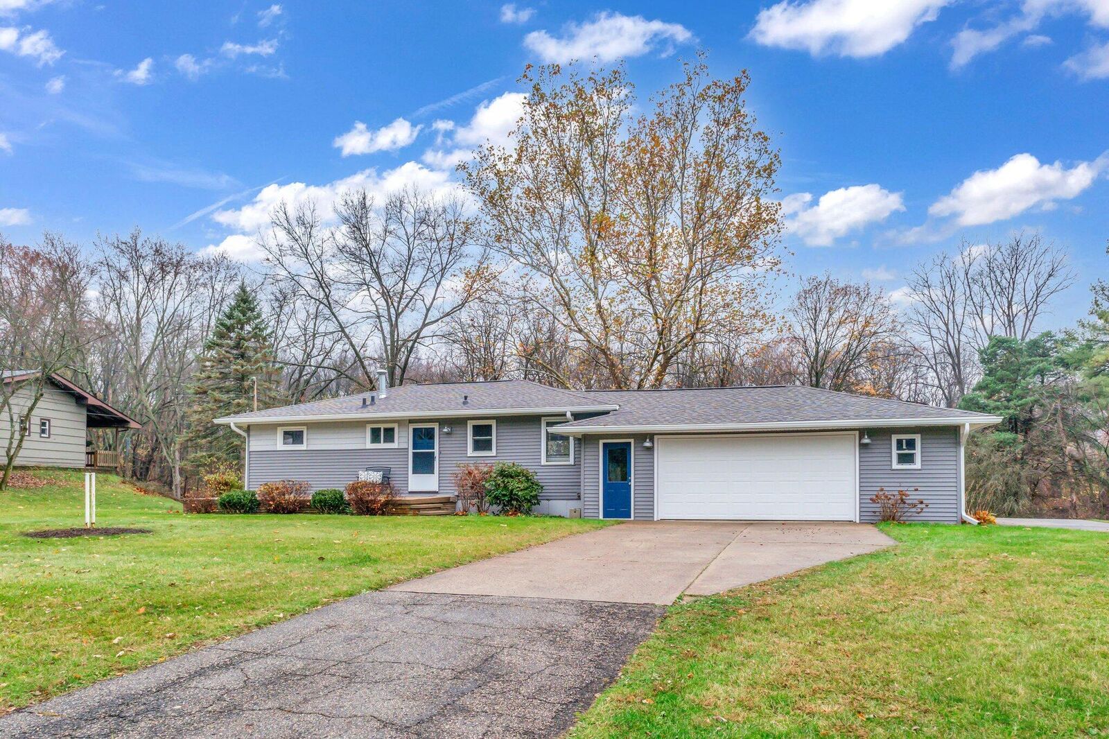 Property Photo: 138 Beadle Lake Drive MI 49014