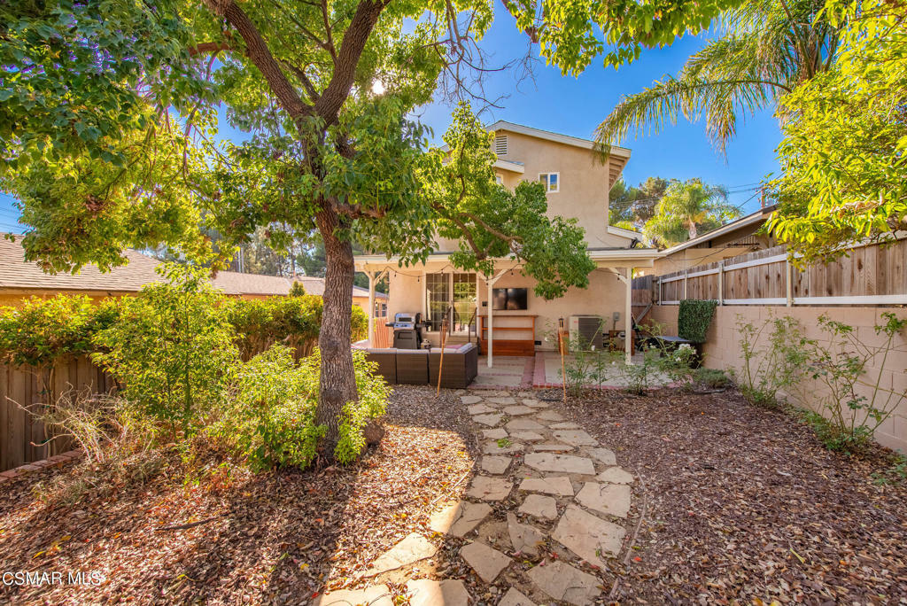 Property Photo:  608 Hodencamp Road  CA 91360 