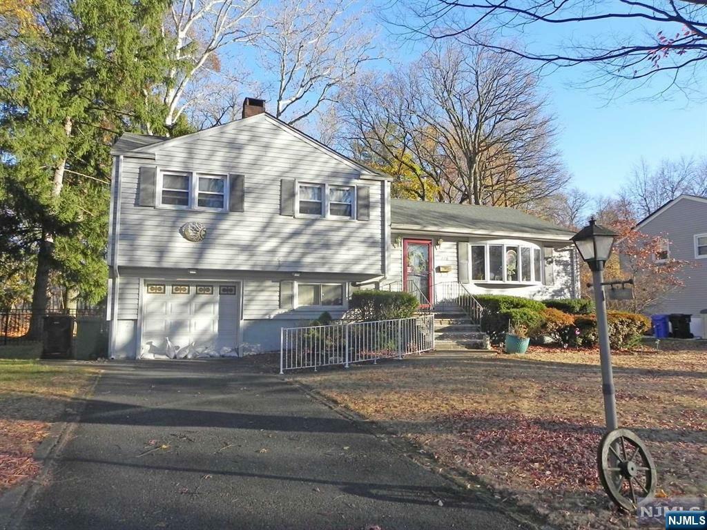 Property Photo:  778 Wynetta Place  NJ 07652 