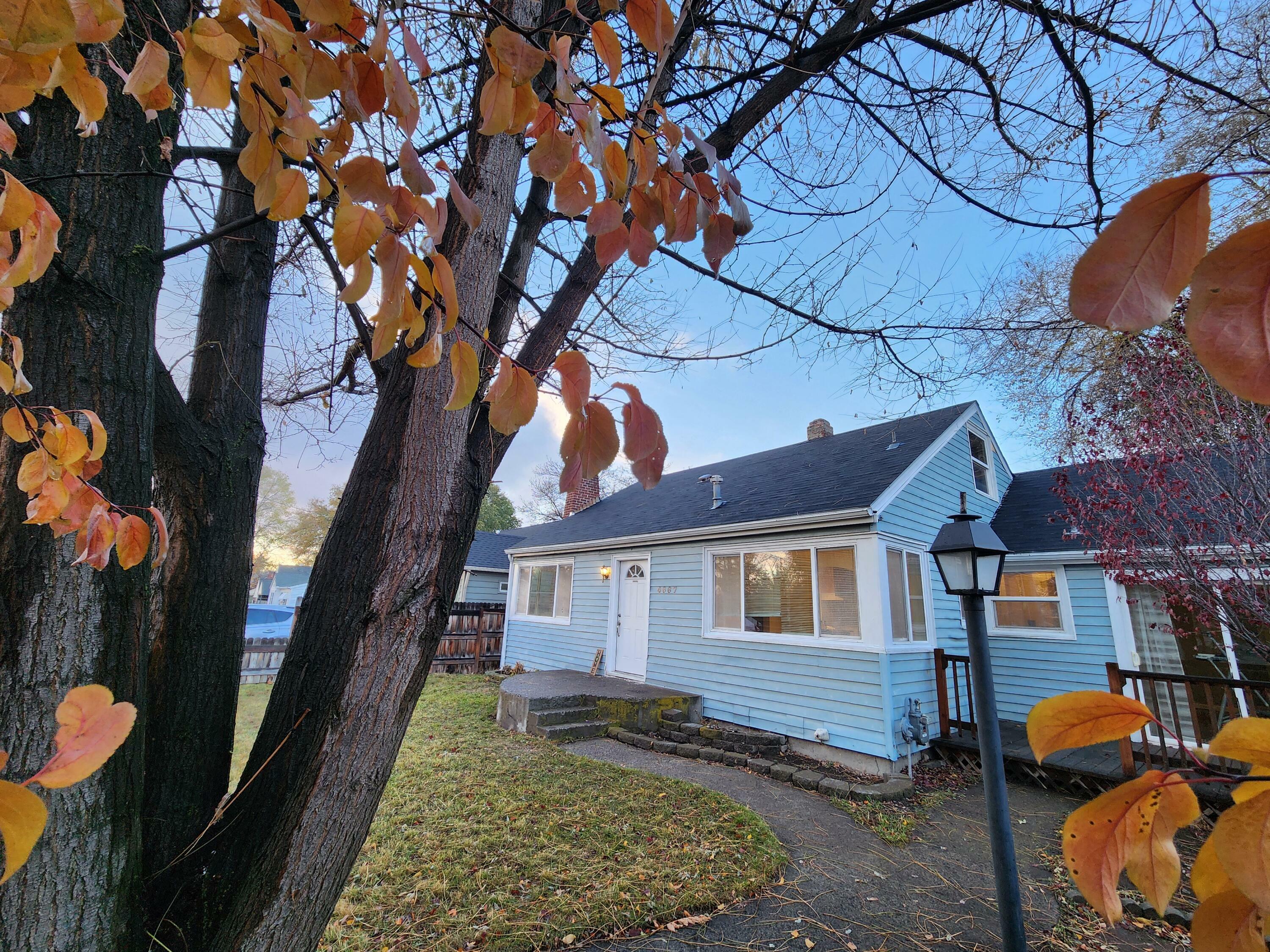 Property Photo:  4667 Boardman Avenue  OR 97602 