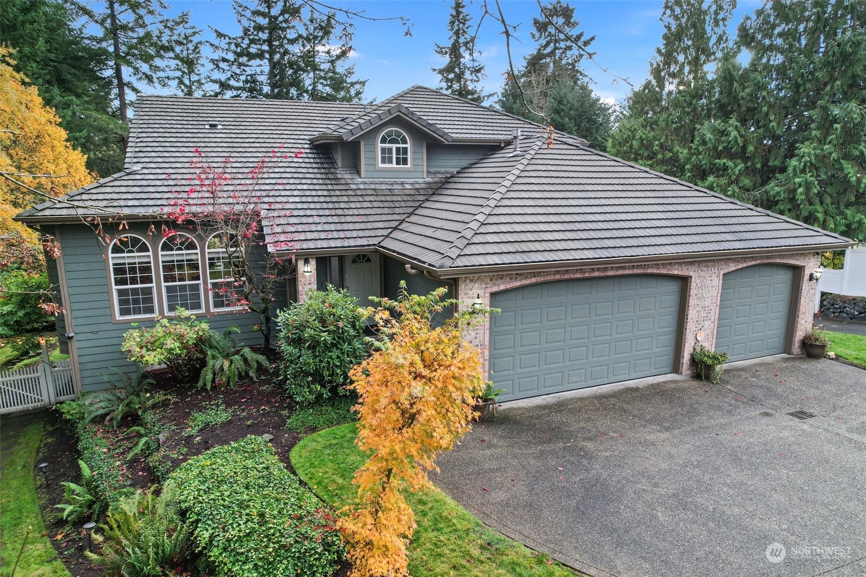 2504 71st Avenue Ct NW  Gig Harbor WA 98335 photo