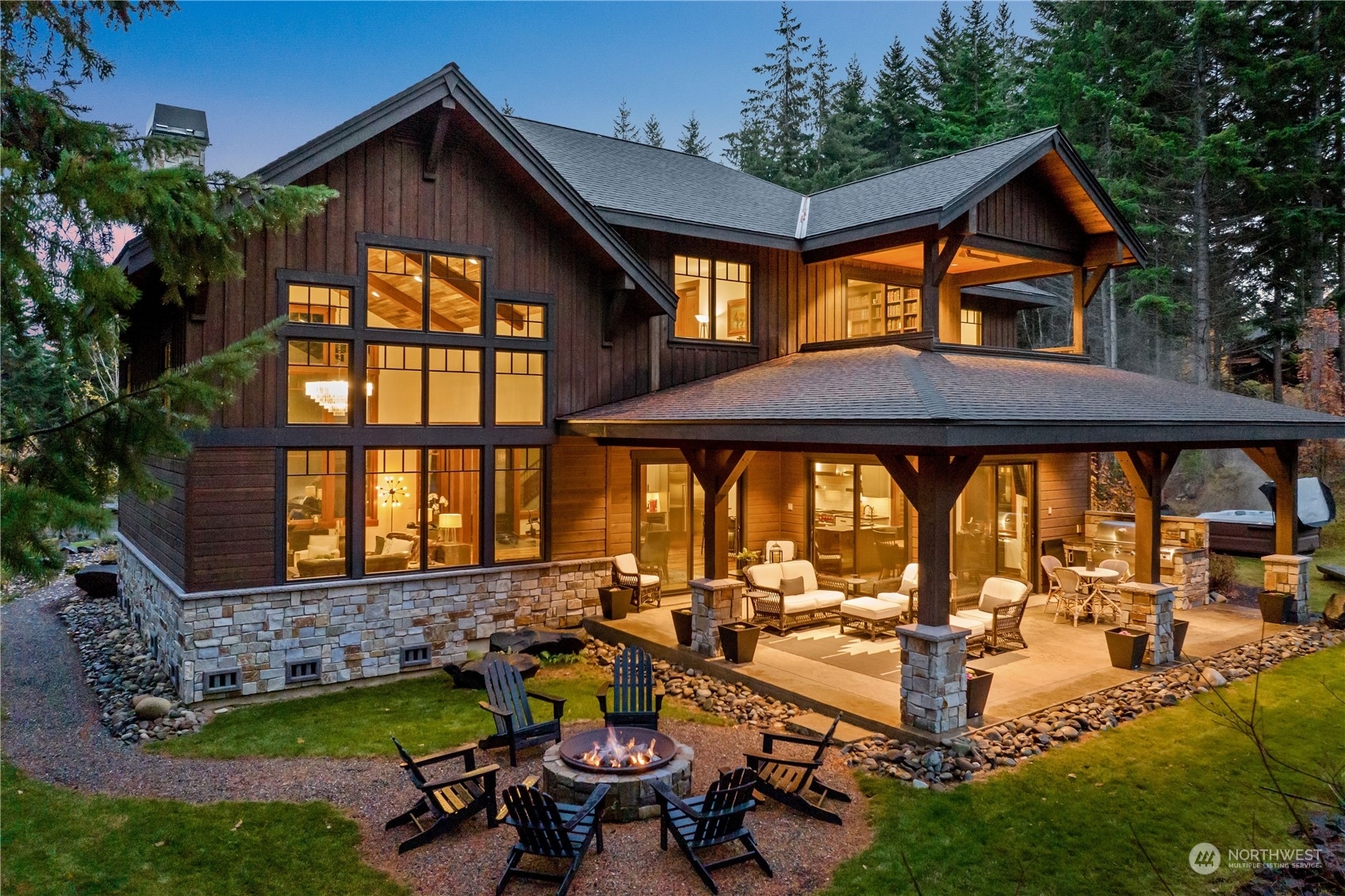 Property Photo: 301 Fortune Creek Lane WA 98922