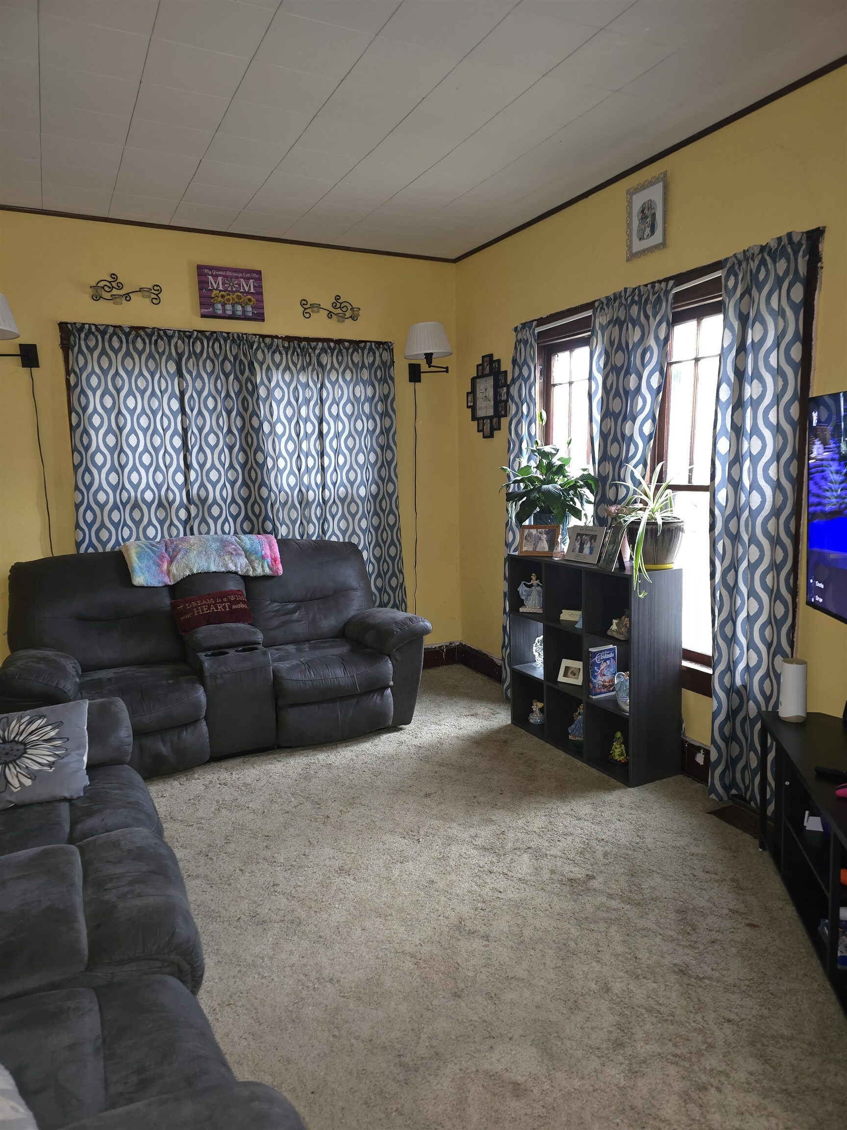 Property Photo:  543 Maine Avenue  WI 54937-1412 