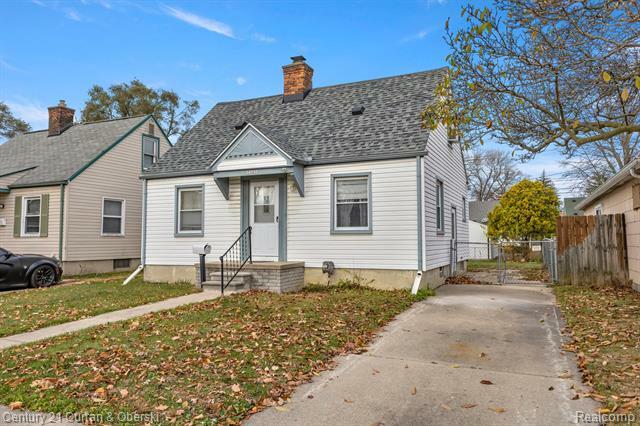 Property Photo:  34252 Glover Street  MI 48184 