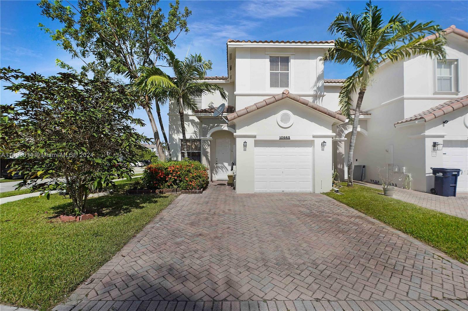 Property Photo:  10983 SW 246th St  FL 33032 