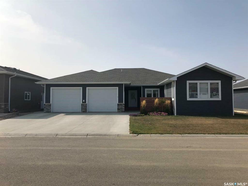 Property Photo: 9 Warren Street S SK S0C 2H0