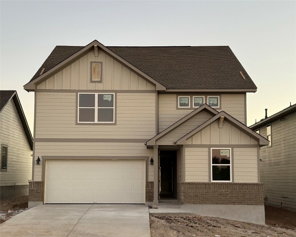 Property Photo: 258 Wrangell Way TX 78620
