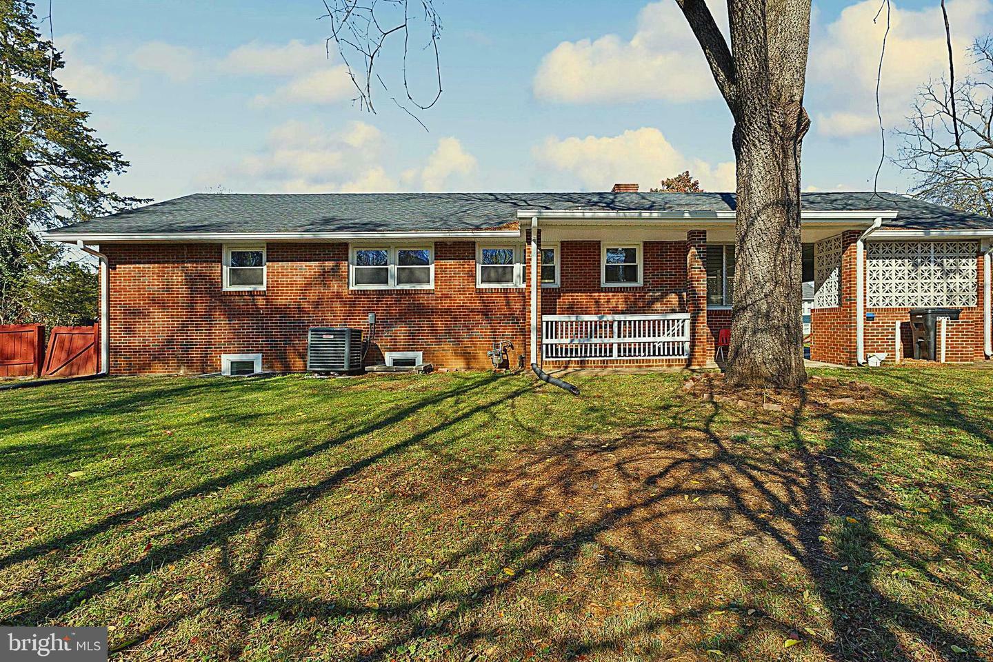 Property Photo:  412 Palmer Street  VA 22401 