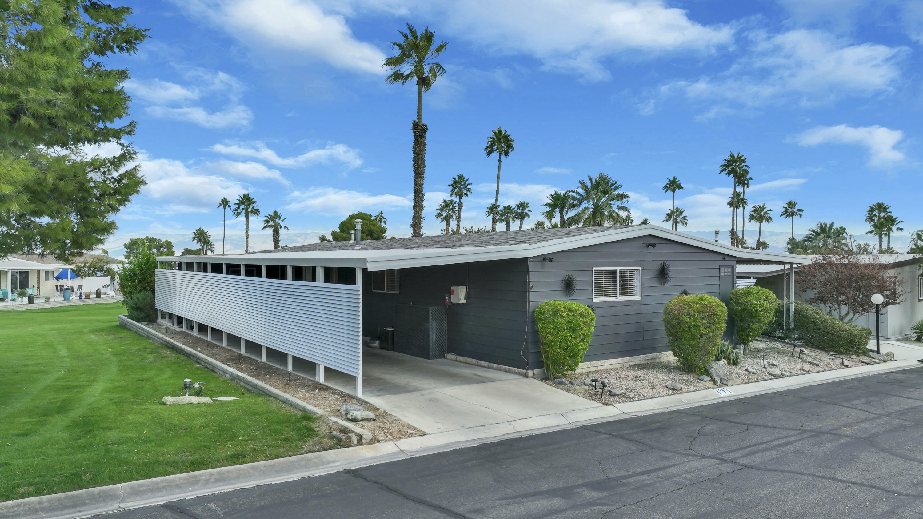 Property Photo:  49305 Highway 74 191  CA 92260 