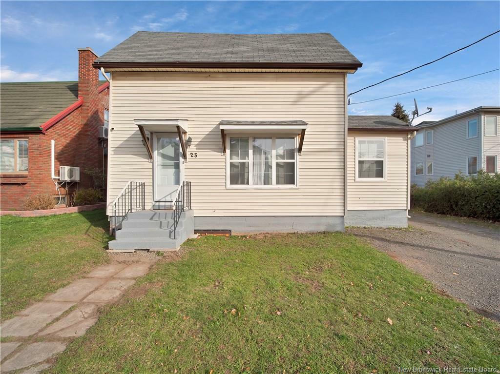 Property Photo:  23 North Street  NB E1C 5X7 