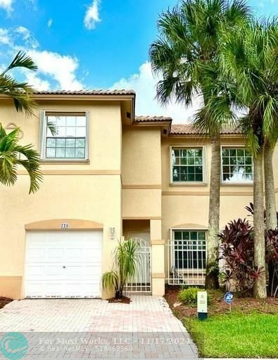 721 NW 170th Ter 721  Pembroke Pines FL 33028 photo