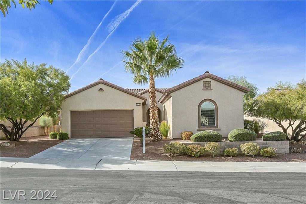 Property Photo:  2275 Sandstone Cliffs Drive  NV 89044 