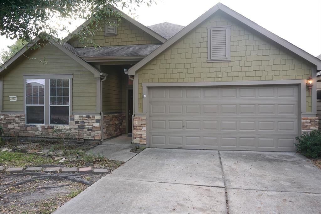 Property Photo:  30907 Blue Ridge Park Lane  TX 77386 
