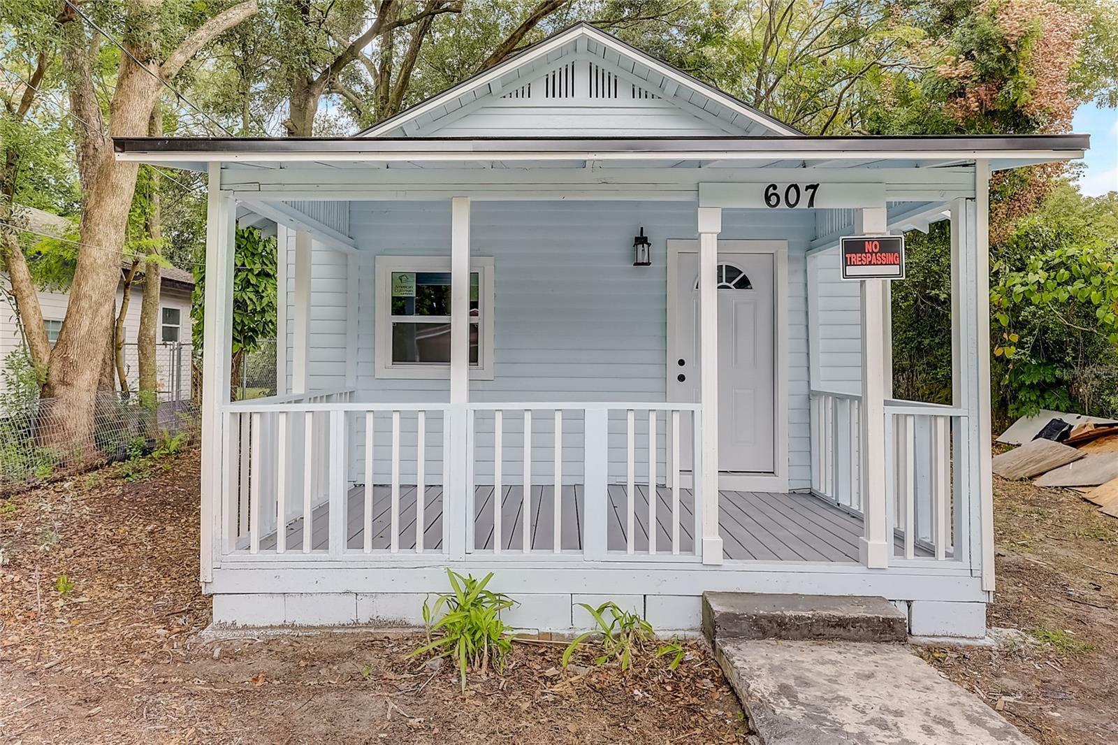 Property Photo:  607 Raleigh Street  FL 32805 