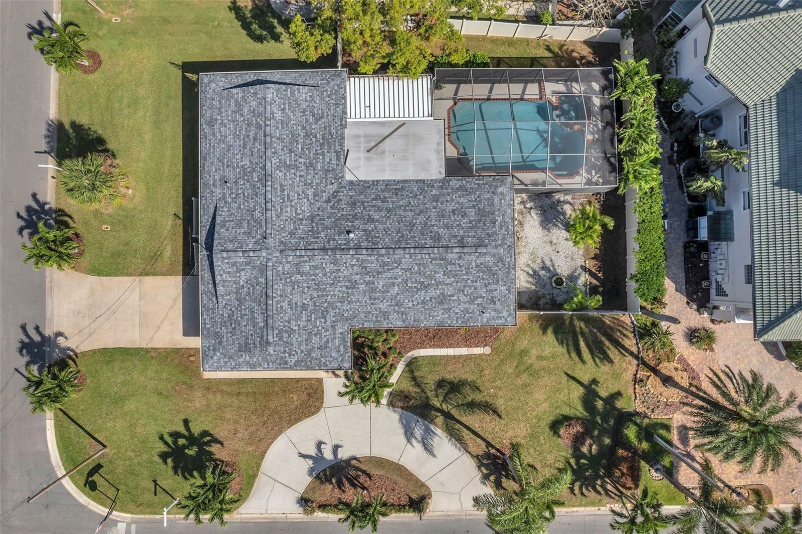 Property Photo: 910 Oakwood Drive FL 33770