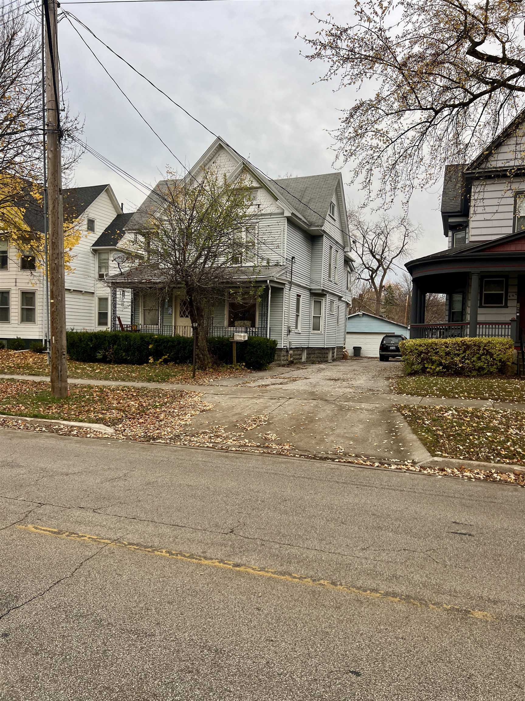 Property Photo:  606 N Lincoln Street  MI 48708 