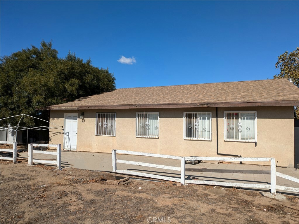 33633 Gloria Road  Menifee CA 92584 photo