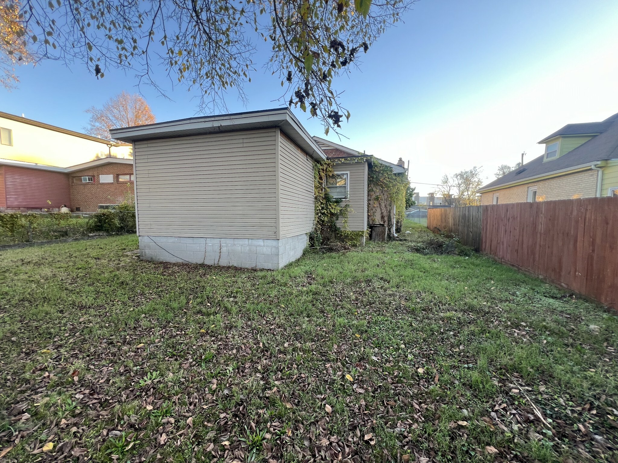 Property Photo:  1726 Simpkins St  TN 37208 